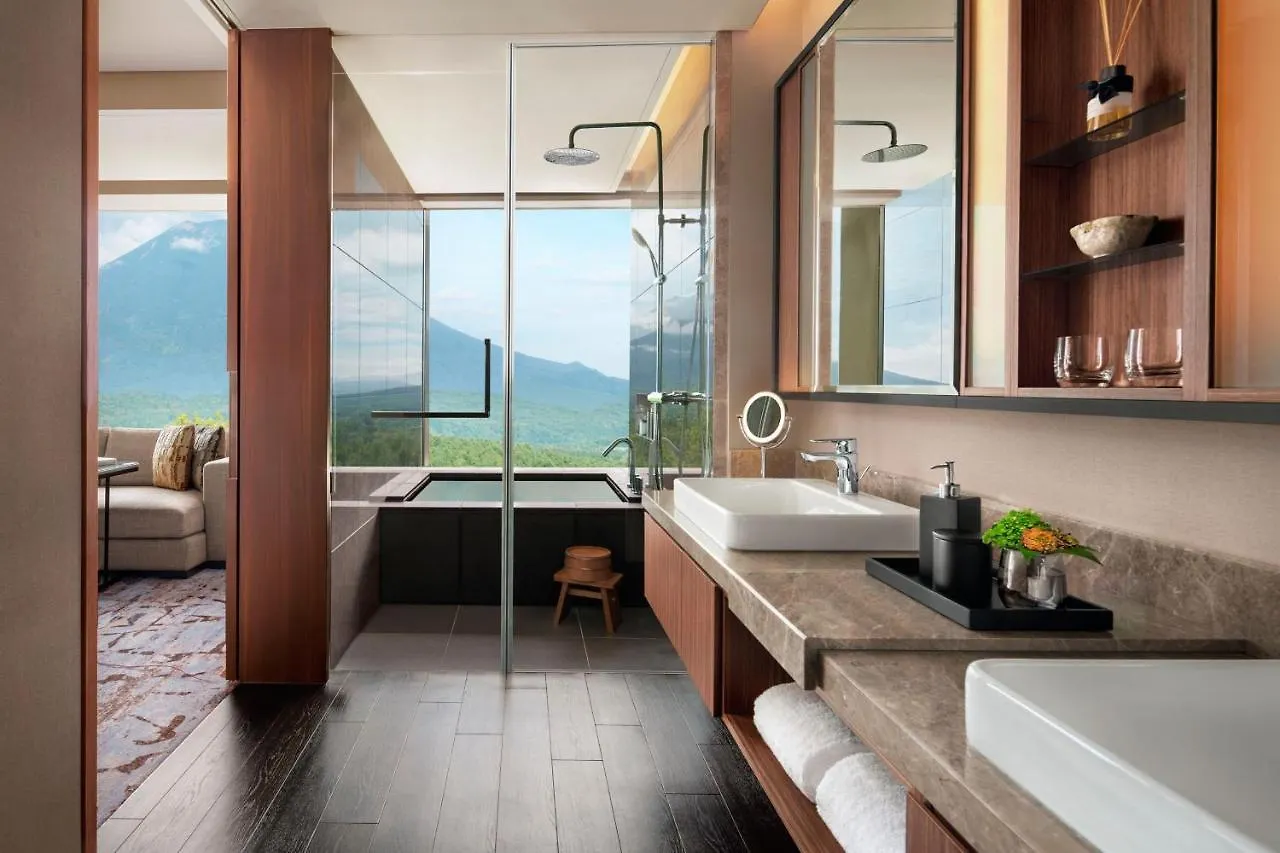 Higashiyama Niseko Village, A Ritz-Carlton Reserve